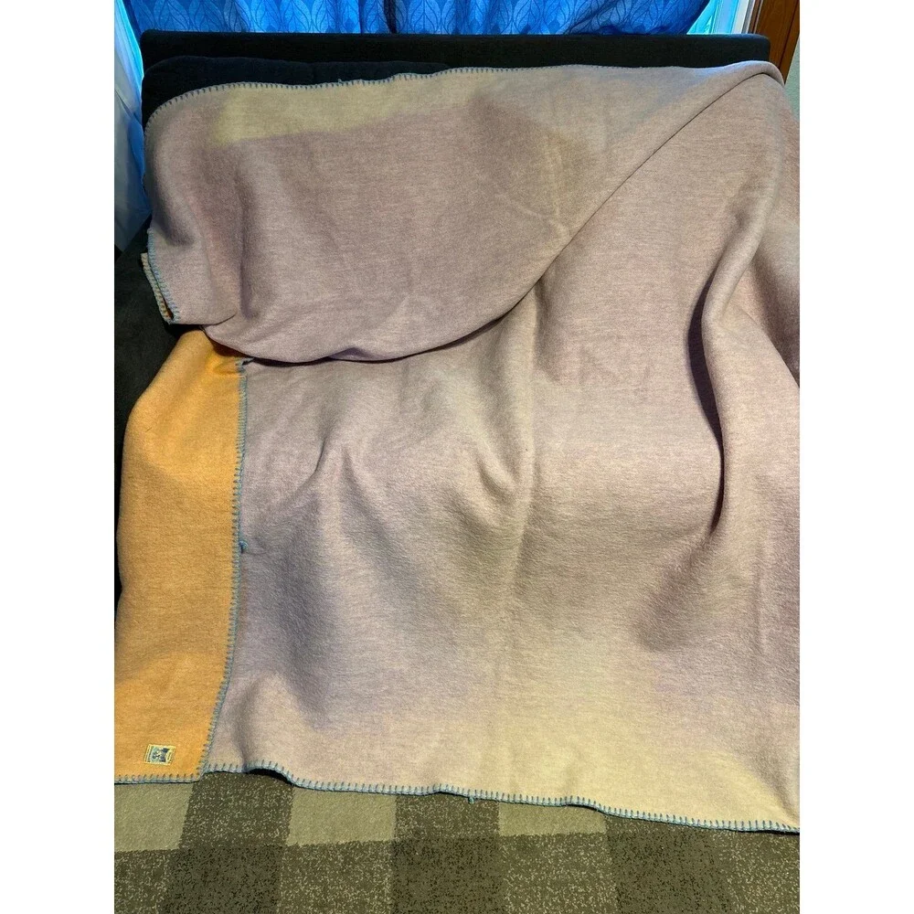 Vintage kenwood wool blanket play camp warm purple yellow cabin